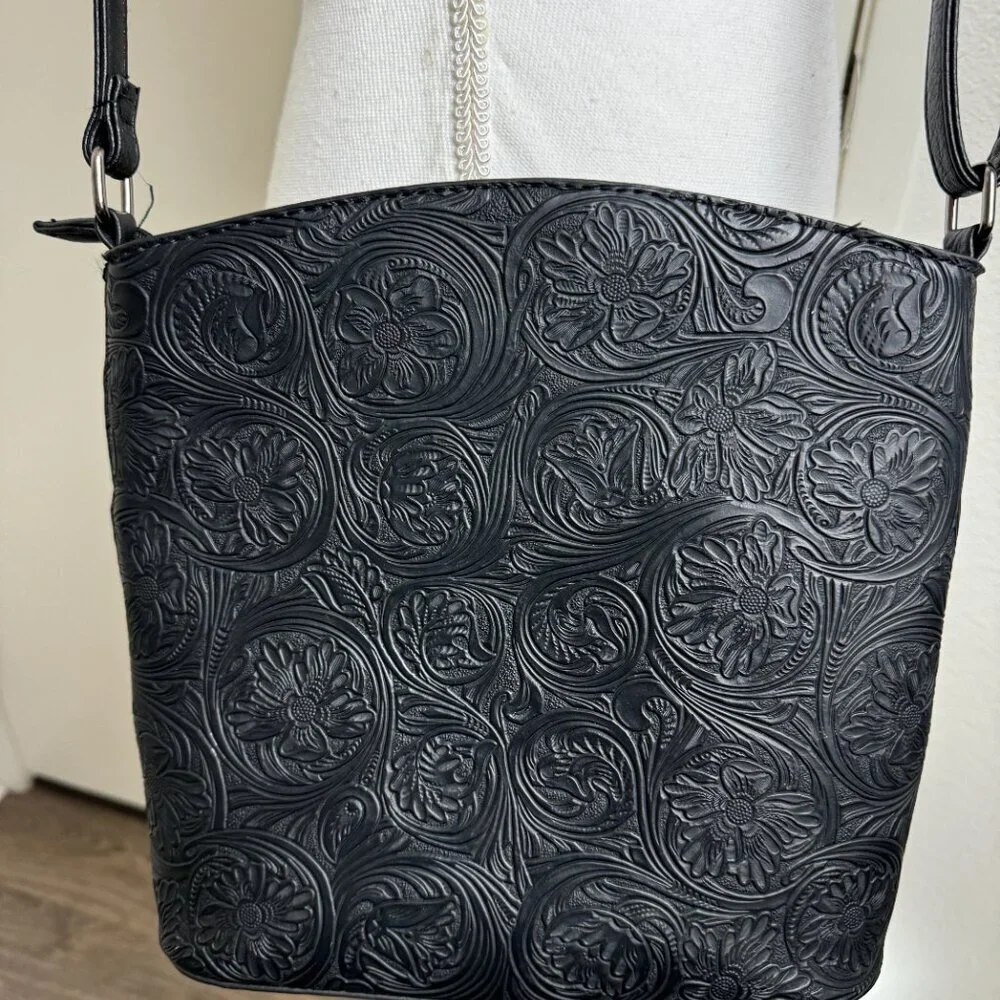 Crossbody / Shoulder Black  Bag